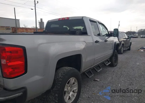 2015 Chevrolet Silverado 1500 1Lt z USA, uszkodzony, nr VIN 1GCVKREH6FZ187865